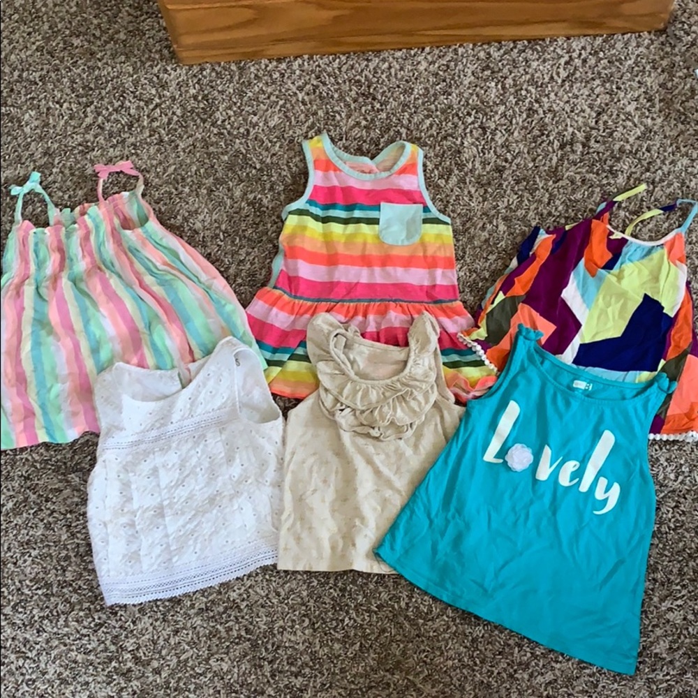 Super cute tank top bundle 6 shirts total